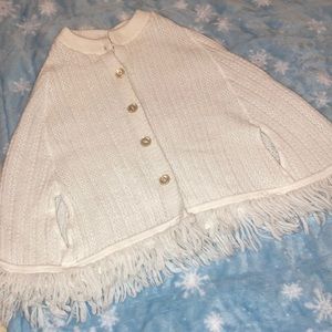 Vintage girls white poncho. Size 7-8